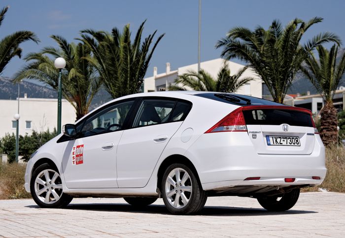 Το ηλεκτρονικό οδόμετρο του Honda Insight γράφει πλέον 56.515 χλμ. και όπως αναμενόταν δεν έχει καταγραφεί κανένα απολύτως απρόβλεπτο συμβάν.